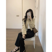 短款工装外套女秋季韩版2023小个子不规则设计感长袖夹克上衣