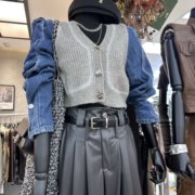 MIX设计感短款针织毛衣外套女v领单排扣拼接牛仔长袖钉珠开衫上衣