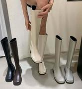 潮牌2023年秋冬季韩版平底长筒靴马丁靴女方头白色高筒骑士靴