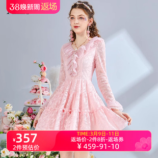 艾丽丝2024春季粉色蝴蝶结，v领短款连衣裙，优雅白色蕾丝仙女裙