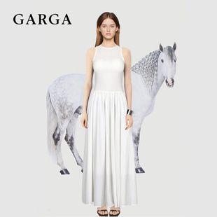 garga白色赫本风背心连衣裙，高级感针织，拼接圆领高腰显瘦质感长裙