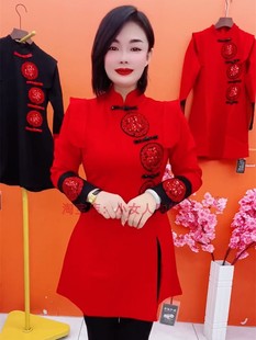 中国风大红色立领长袖复古盘扣，刺绣打底裙2024早春减龄连衣裙