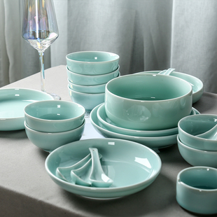 青瓷餐具中式组合套装碗碟套装日式家用陶瓷米饭碗菜盘子醋碟餐盘