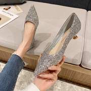 香槟色婚鞋新娘鞋2023年春秋银色，公主水晶鞋低跟高跟鞋，女伴娘单鞋