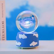 发光水晶球云朵音乐盒摆件，办公室书房桌面装饰小夜灯，送人生日礼物