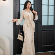纯白月光优雅气质设计感荷叶边裙轻奢两件套新中式，微胖mm女装秋季