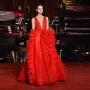 来图订制WERA WANG欧美时尚深V领荷叶飞边显高显瘦红色婚纱晚礼服