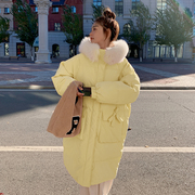 奶黄色羽绒棉服女2023年棉衣中长款大毛领加厚宽松棉袄外套