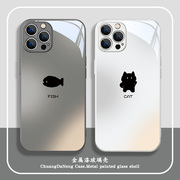 黑色猫咪iPhone15ProMax手机壳苹果14plus13小鱼干11简约个性12mini情侣一对x/xs玻璃xr高级感8p渐变7套