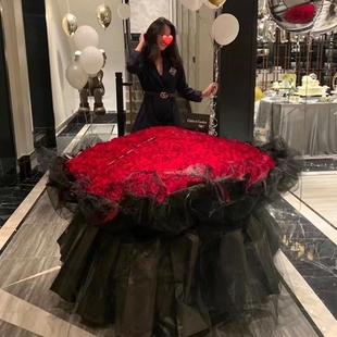 长沙鲜花同城黑纱，99朵花束红玫瑰生日花表白199朵求婚元旦节礼物