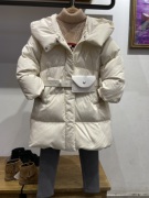 冬年装男童女童可亲子，米白90白鸭绒(白鸭绒，)厚羽绒中长外套678元