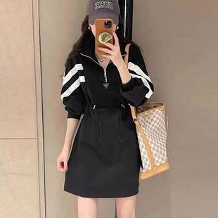 黑色连衣裙女2024夏季韩版立领，拼色收腰显瘦高级感休闲t恤卫衣裙