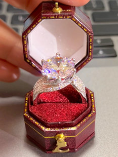 18K金豪华五克拉高碳钻石戒指 超大仿真钻戒求婚结婚订婚指环