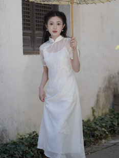 新中式国风女装2024春夏年轻款少女米白色旗袍气质设计感连衣裙