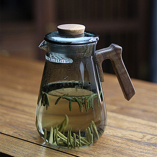 大容量750ml带盖月牙壶 耐热玻璃过滤泡茶壶木把绿茶专用壶花茶壶