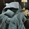 毯子抱枕二合一折叠被子两用冬季加厚加大珊瑚绒毯办公室午睡