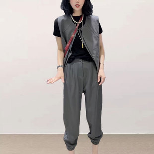 大码女装夏季外搭灰色马甲高腰束脚裤两件套女韩版设计感套装