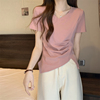 粉色短袖t恤女夏季2024v领设计感小众褶皱，收腰开叉不规则上衣