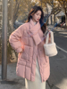 小众设计感粉色围巾领羽绒服女冬2023韩版洋气中长款保暖外套