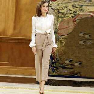 西班牙王妃同款优雅雪纺，白衬衫卡其色系腰带九分裤，ol通勤两件套装
