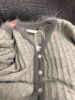 kfcag慵懒舒芙蕾灰色v领针织毛衣开衫女小个子修身短款上衣