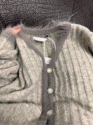 KFCAG 慵懒舒芙蕾 灰色V领针织毛衣开衫女小个子修身短款上衣