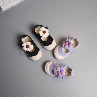 韩系女童帆布鞋春夏款花朵，公主鞋透气软底，方口宝宝幼儿园室内布鞋