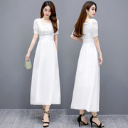 白色连衣裙女方领设计感小众夏季蕾丝长款裙子收腰泡泡袖雪纺长裙