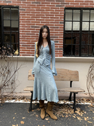 美拉德茶系穿搭早秋季搭配一整装时尚辣妹小香风蓝色针织开衫女