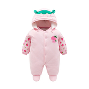 新生儿衣服秋冬婴儿连体衣套装外出抱衣冬季夹棉加厚宝宝草莓哈衣