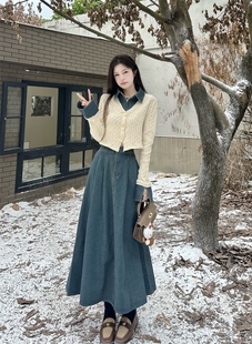 韩系牛仔拼接针织假两件上衣冬装搭配一整套装女包臀半身裙两件