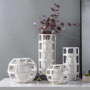 生活饰界北欧现代简约陶瓷花瓶 时尚镂空现代家居客厅酒柜装饰品