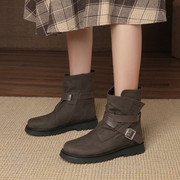 韩版时尚显瘦皮带扣短靴子厚底，圆头学院风女鞋，小码低跟百搭马丁靴