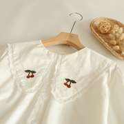 春装文艺清新樱桃刺绣，小众法式娃娃领甜美上衣，衬衫白色衬衣女