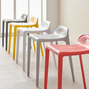 现代简约北欧公寓小户型创意家具塑料换鞋凳可叠放备用餐桌马椅子