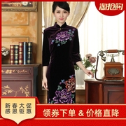 中式弹力丝绒中长款手绘旗袍，妈妈宴会礼服时尚修身民族复古连衣裙