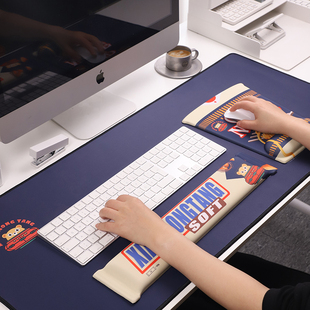 创意泡面鼠标垫护腕可爱女生办公键盘手托笔记本电脑超大书桌垫子
