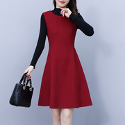 红色毛呢背心裙连衣裙女2023年春秋季韩版小个子打底套装裙子
