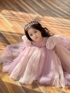 女童高端生日礼服连衣裙，2024春款儿童装，洋气迪士尼乐佩网纱公主裙