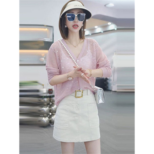 夏天套装女款2024韩版镂空亮片，v领针织衫，显瘦a字短裙两件套女