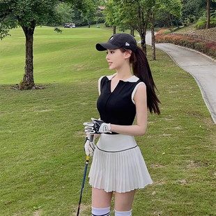 韩版高尔夫球服女套装，休闲运动polo衫无袖上衣网球，百褶短裙子羽毛