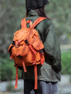 双肩包女2023工装，潮牌男女大容量轻便户外徒步登山旅行包书包背包