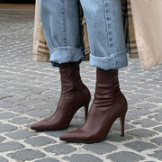 高跟短靴女2023年秋冬季韩版网红瘦瘦靴尖头细跟加绒棕色短靴