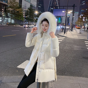 2023冬装小个子中长款时尚修身白色羽绒服，白鸭绒(白鸭绒)大毛领外套女