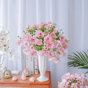 轻奢颜值陶瓷花瓶摆件桌面，简约水培植物干花，花瓶客厅装饰插花瓶