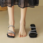 达芙妮法式一字拖女2024夏季外穿名媛风，水钻凉拖鞋厚底高跟鞋