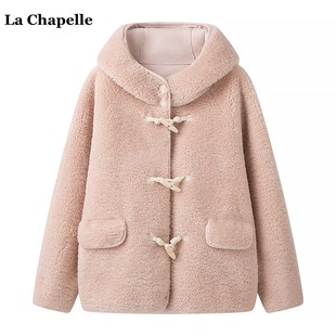 拉夏贝尔lachapelle粉色牛角，扣羊羔毛外套(毛外套，)女秋冬季皮毛一体大衣
