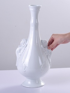 陶瓷镂空雕刻花瓶白瓷，客厅家居餐桌面装饰品博古架床头书房摆设