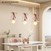 蝴蝶结可爱吊灯现代简约田园风餐厅灯创意造型设计护眼饭桌三头灯