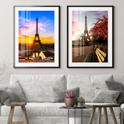 法国巴黎埃菲尔铁塔现代客厅，装饰画沙发背景墙建筑，风景三联墙壁画
